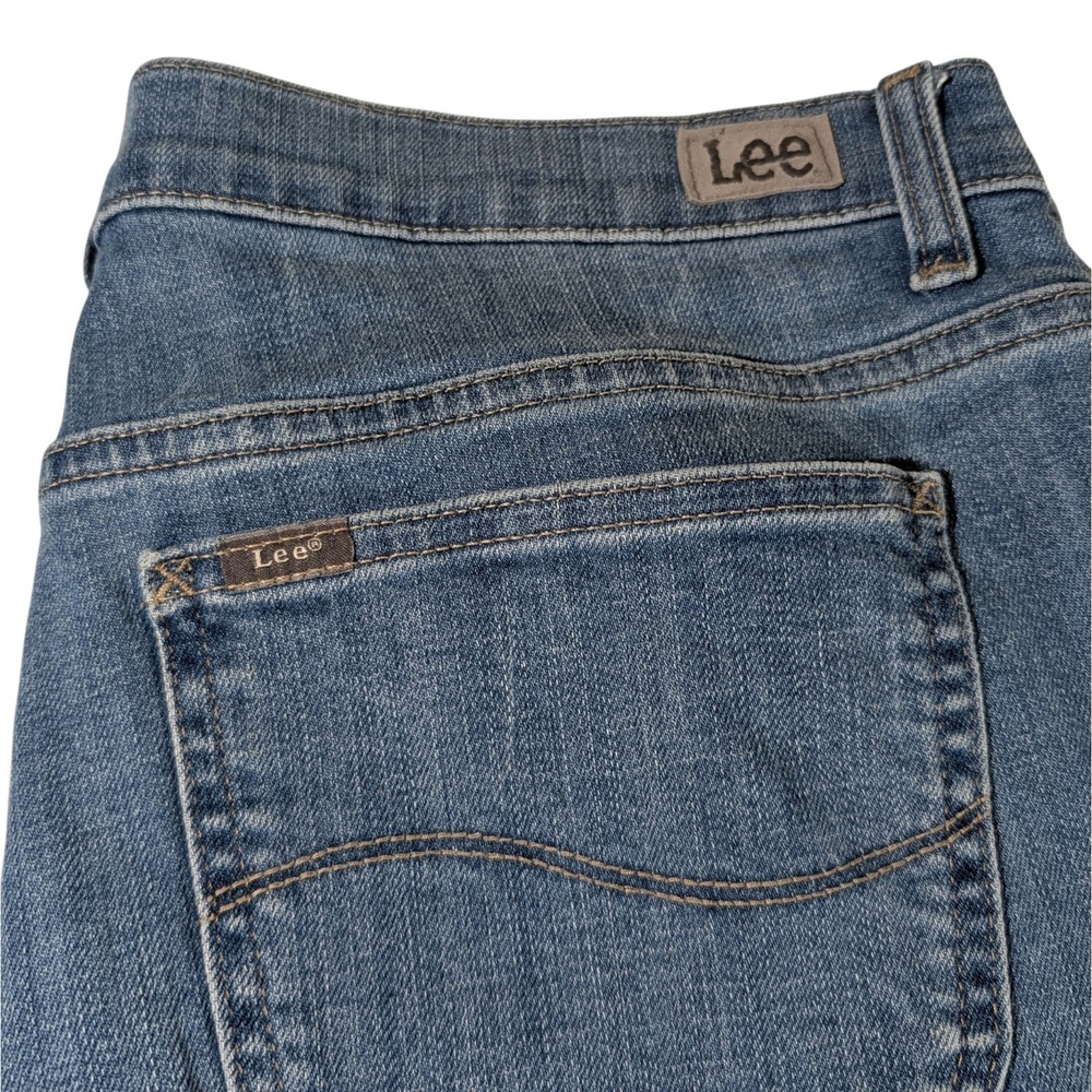 Lee Jeans Relaxed Fit Straight Leg Mid Rise Womens Sixteen Inseam Thirty Stretch